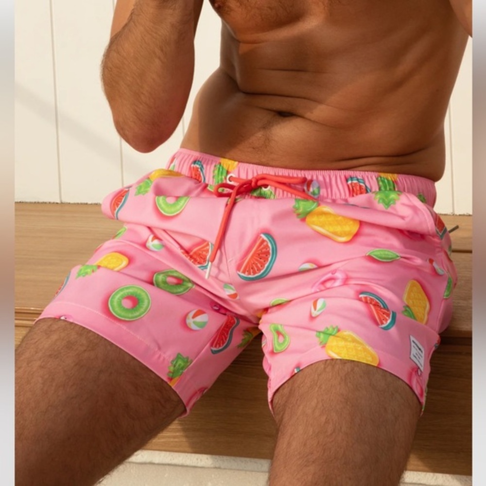 Mosmann Australia Men’s Size M Board Shorts Ahoy Pink Pool Fruit Vacation Resort
